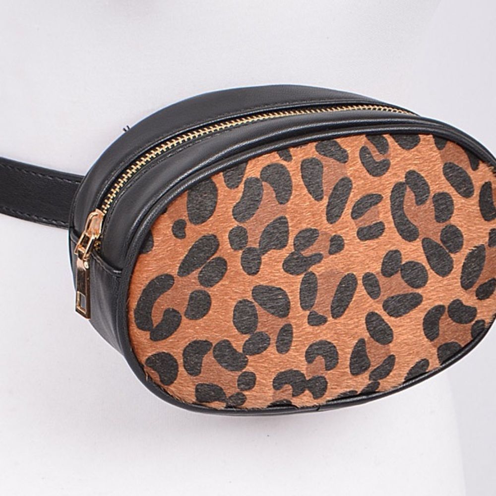 Belt Bag/ Fanny- Fuzzy Faux Leopard Fur - Picture 4 of 5